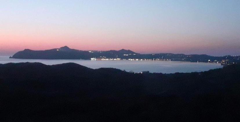 Villa Vigla Zefiría Buitenkant foto